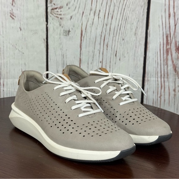 CLARK’s Unstructured Women's Gray Sneakers Removable cushion Size 8 GUC - Picture 14 of 16